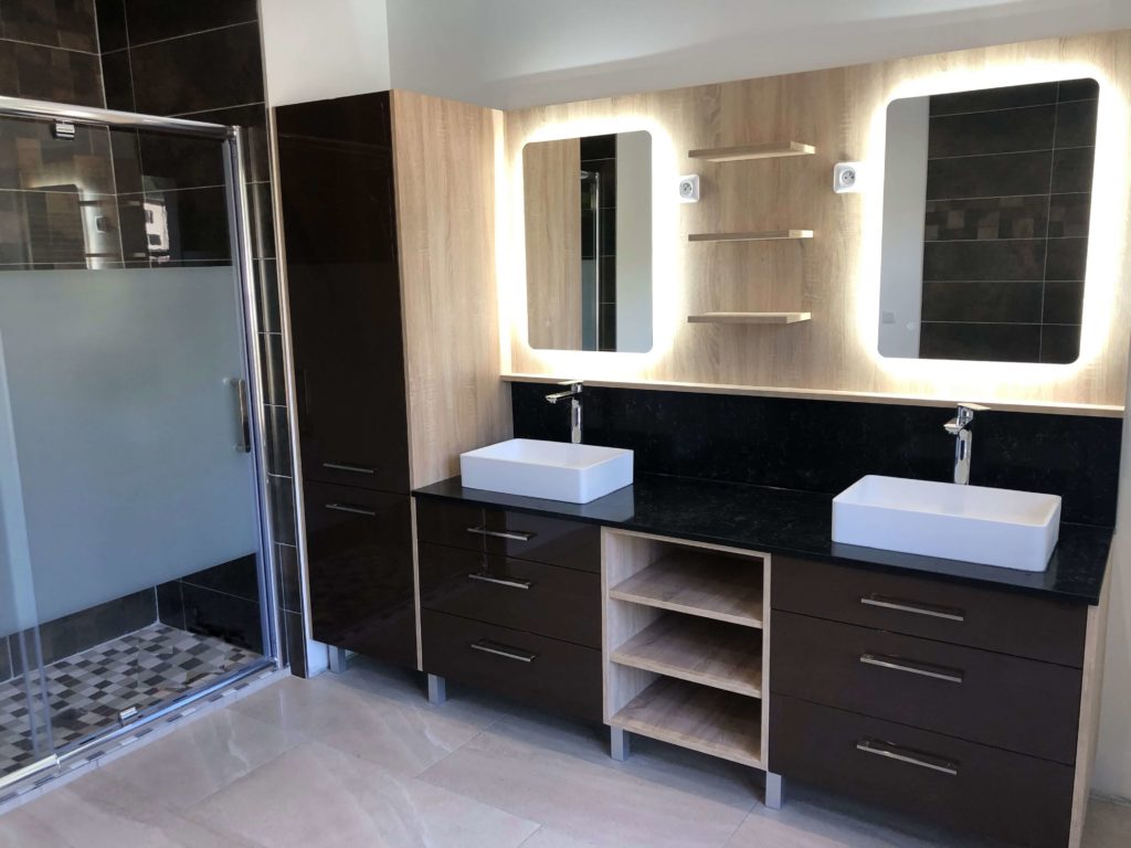 Salle de bain sur mesure à Rambouillet réalisée par Mon Cuisiniste Privé
